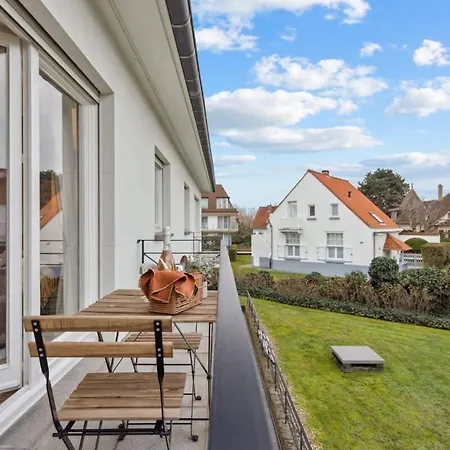 Huswell - Charming Near The Sea *