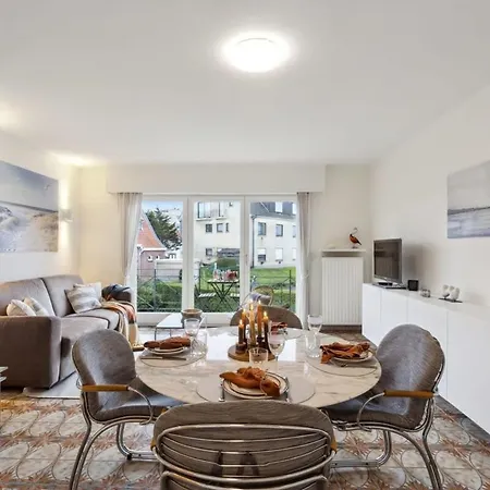 Huswell - Charming Near The Sea Apartment Koksijde